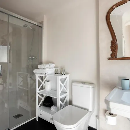Hotel Angelats - A Signature Boutique