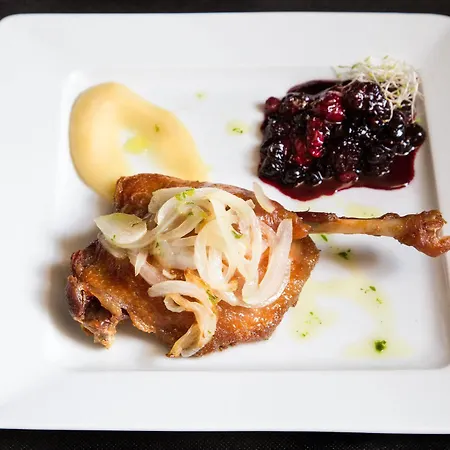 فندق Angelats - A Signature Boutique & Restaurant ريب دي فريزر